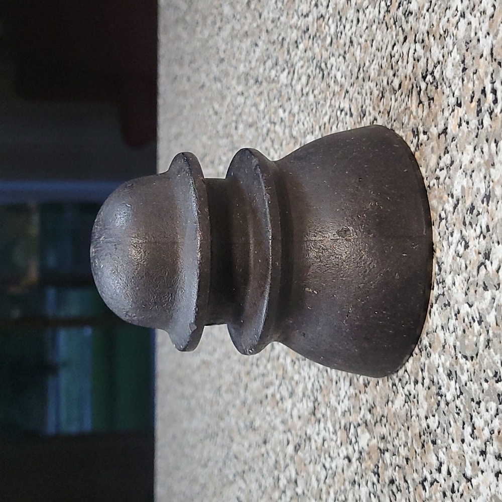 Insulator - Picture 2 of 8
